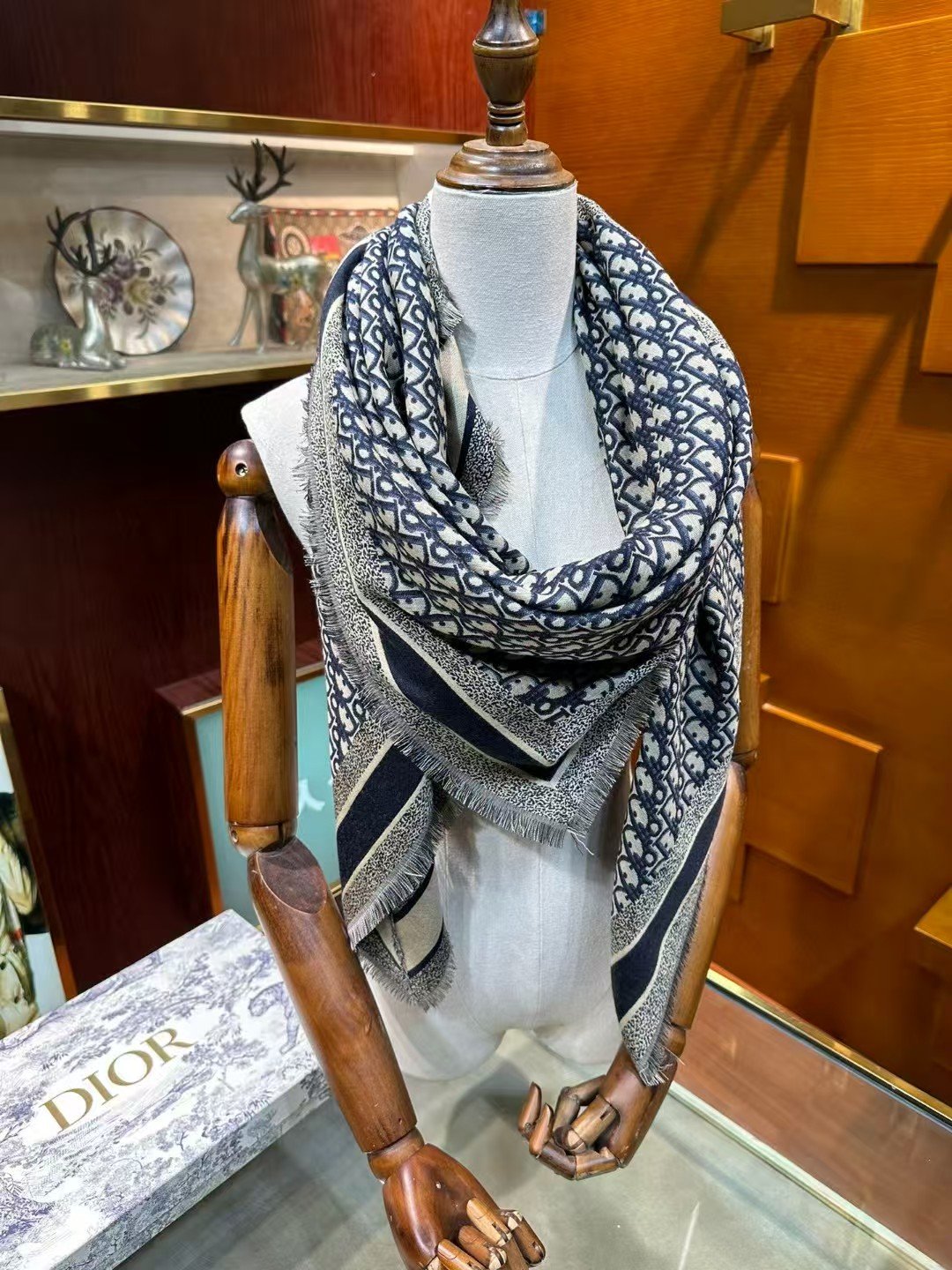 Dior Scarf (Mirror Quality)