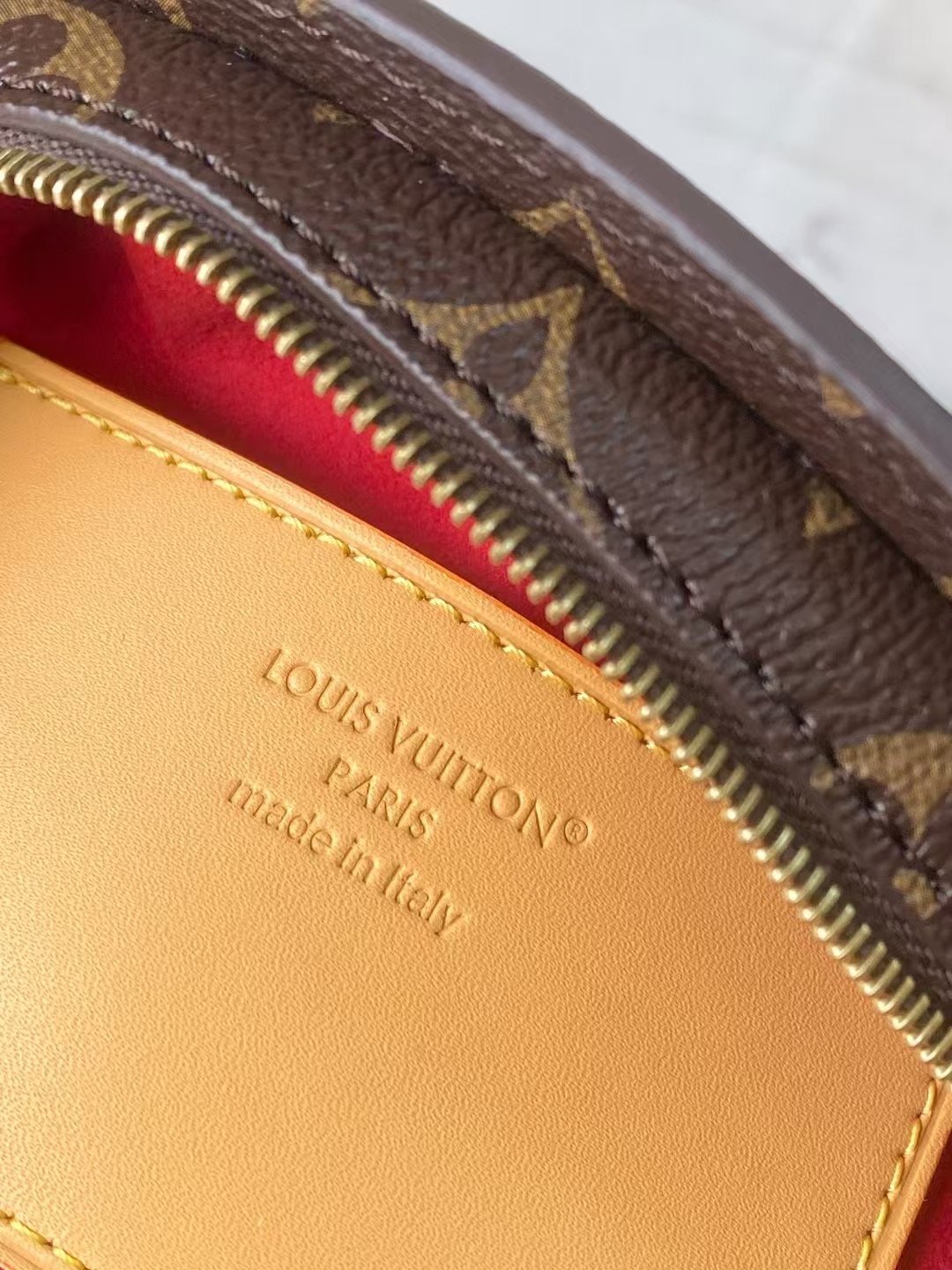 Louis Vuitton Fan Bag - Image 6