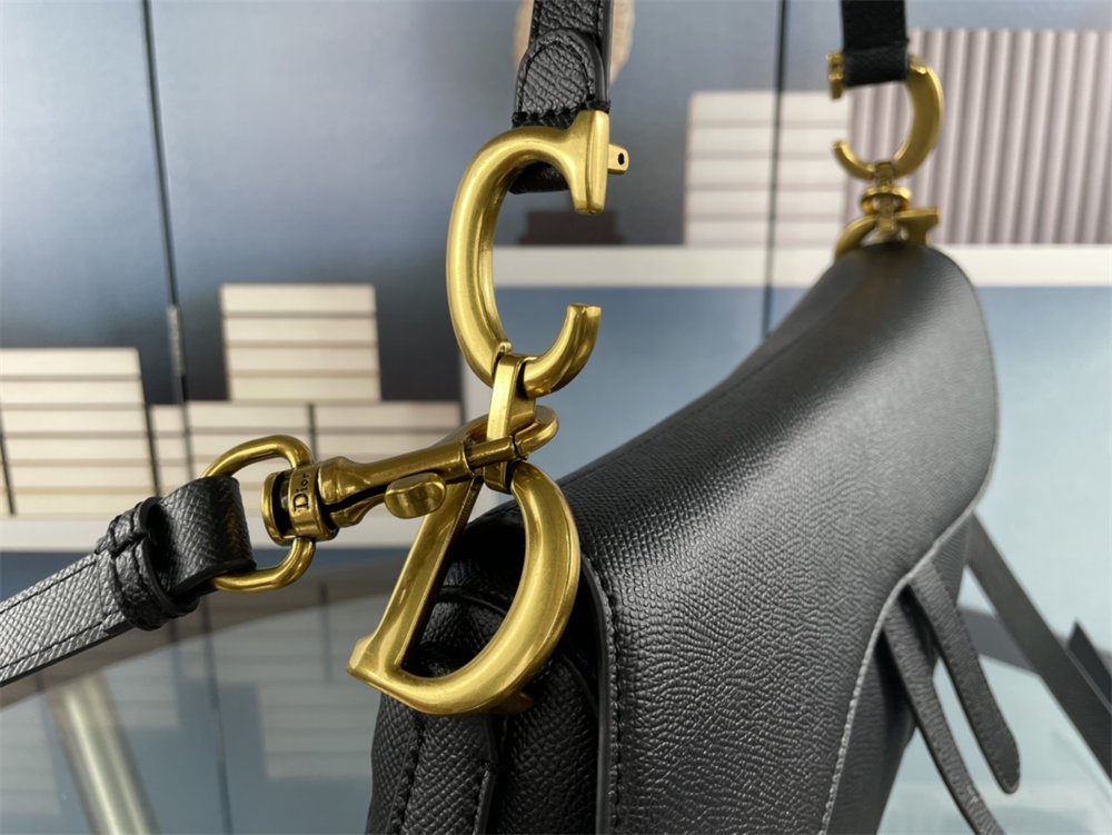 Dior Saddle Bag - Image 4