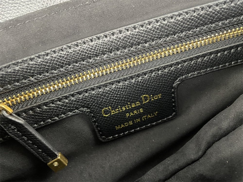 Dior Saddle Bag - Image 5