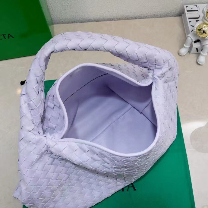 Bottega Veneta Large Hop Bag - Image 10