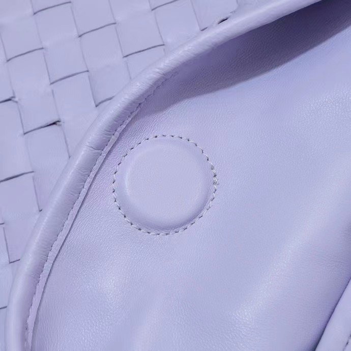 Bottega Veneta Large Hop Bag - Image 6